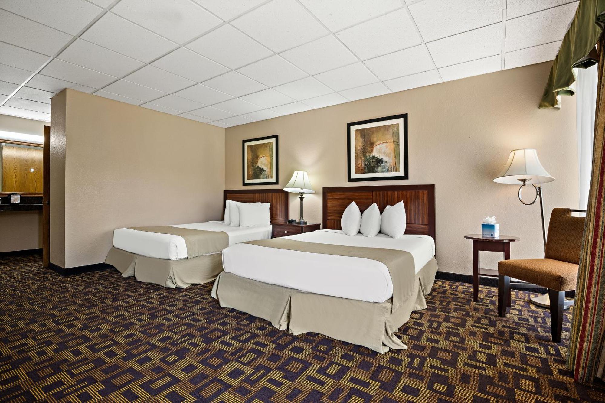 Rodeway Inn McPherson Exterior foto